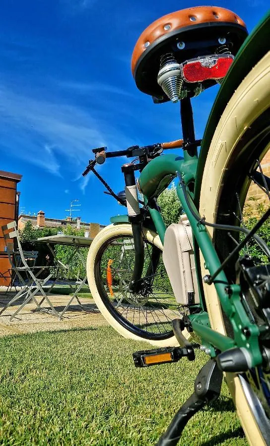 Garage47 Storica Officina Meccanica Loft B&B In Pienza Bed & Breakfast